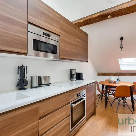 Lejlighed Urban Flat 117 - Charming 3bdr In *