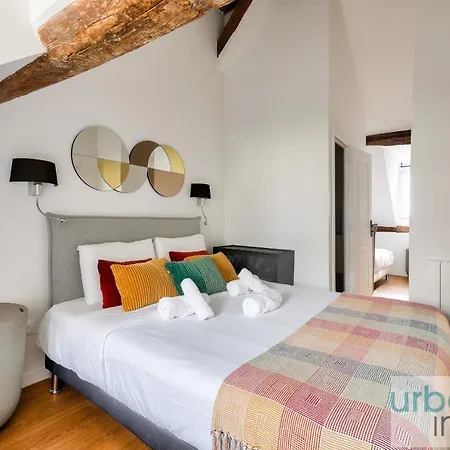 Urban Flat 117 - Charming 3bdr In