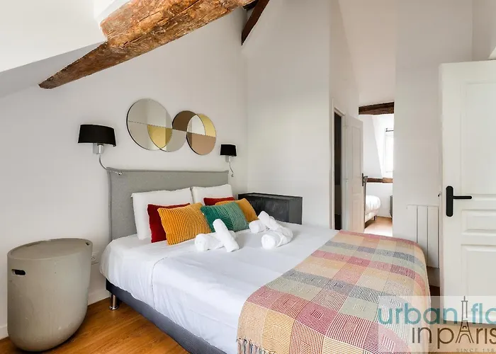 Urban Flat 117 - Charming 3bdr In