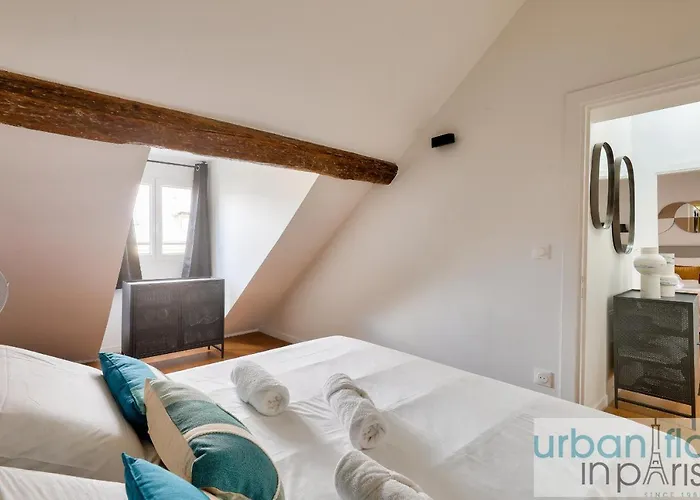 Apartment Urban Flat 117 - Charming 3bdr In
